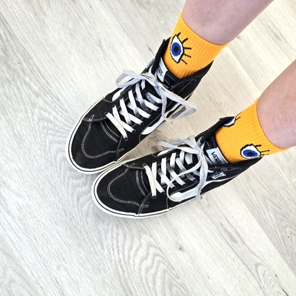 Vans | SK8-HI black canvas indie skateboard sneakers | WMS 9 - Picture 1 of 14